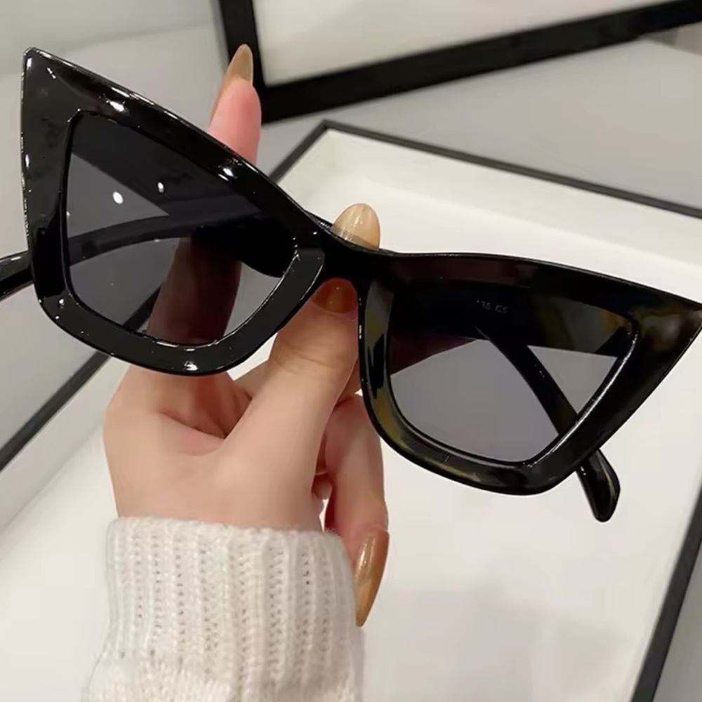 Black Cat-Eye Sunglasses